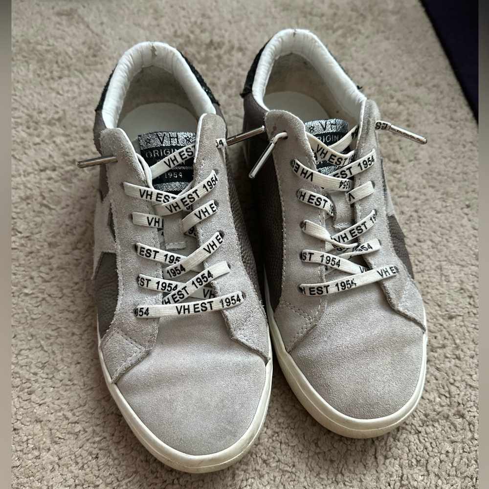 Vintage Havana sneakers